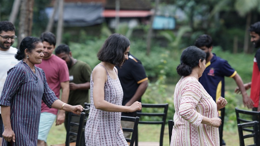 Participants in a Lifed session